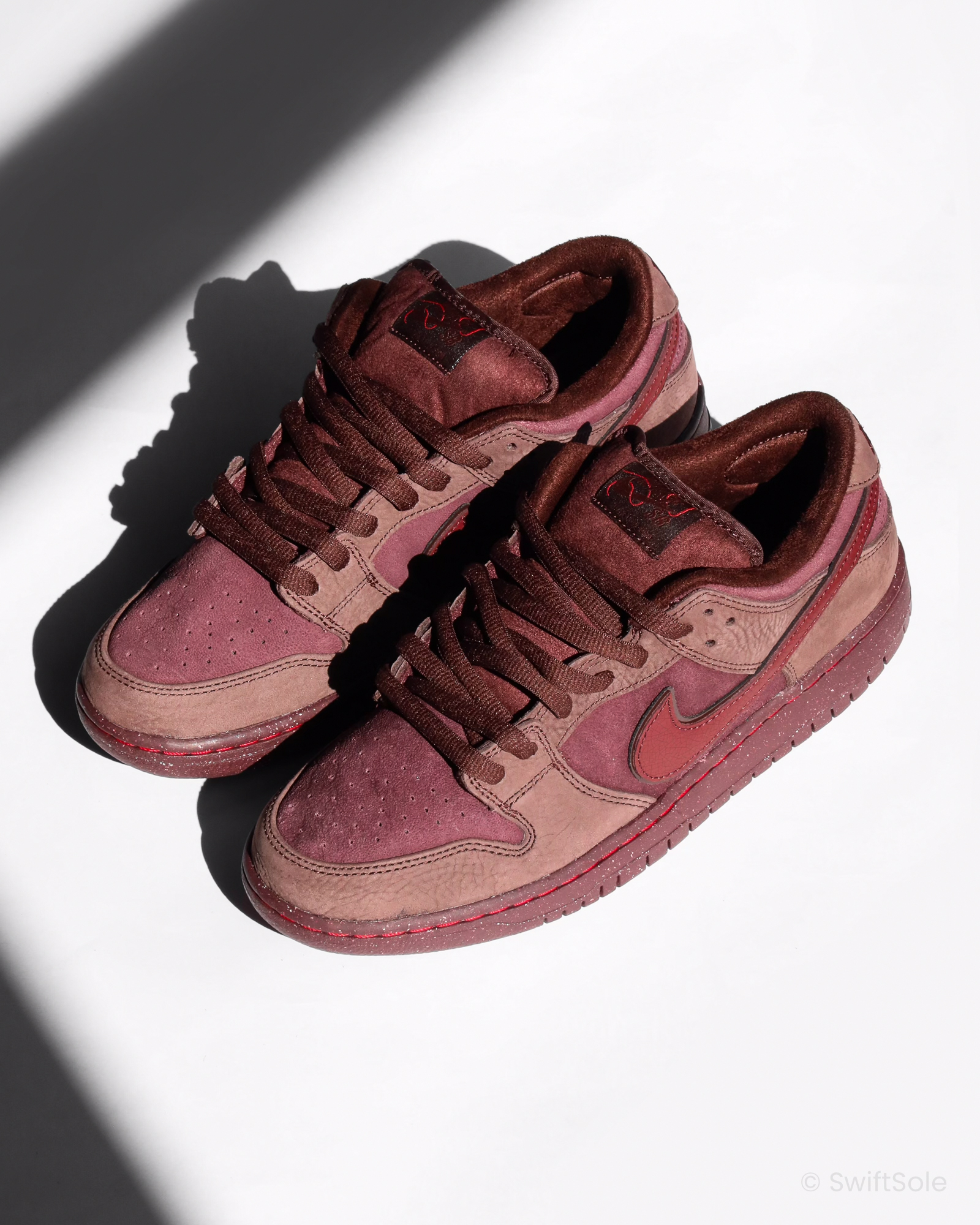 FIRST LOOK: Nike SB Dunk Low Love Lost & Love Found | SwiftSole
